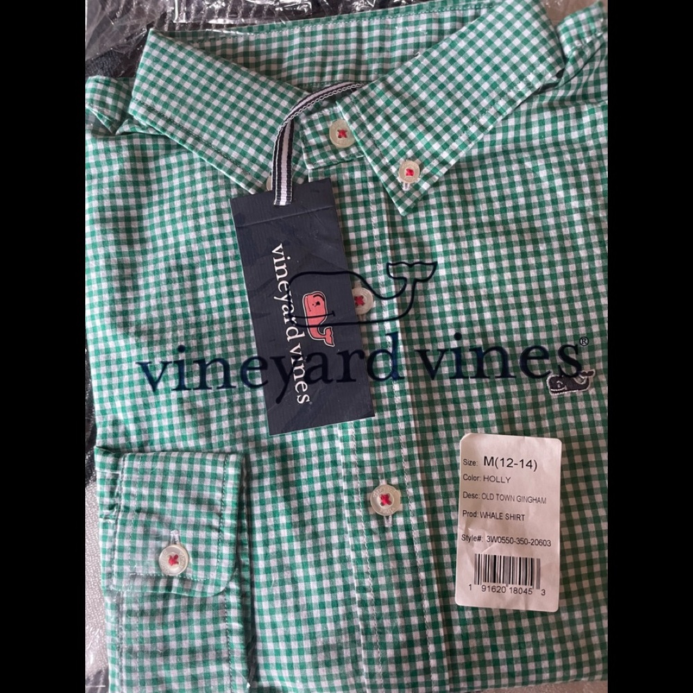 Authentic brand new Vineyard vine M12-14 old town gingham whale shirt